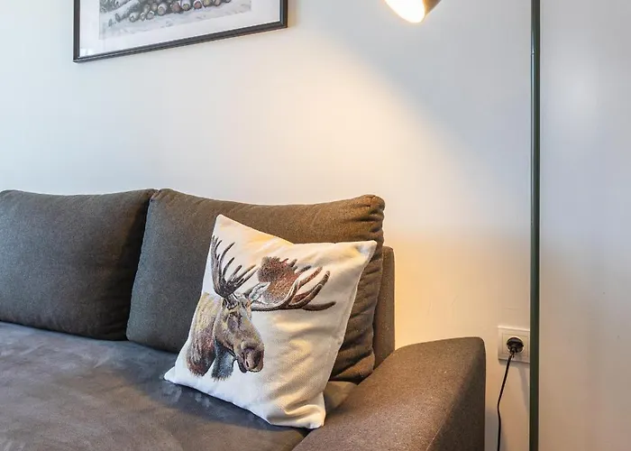 Alpine Escape Apartment *