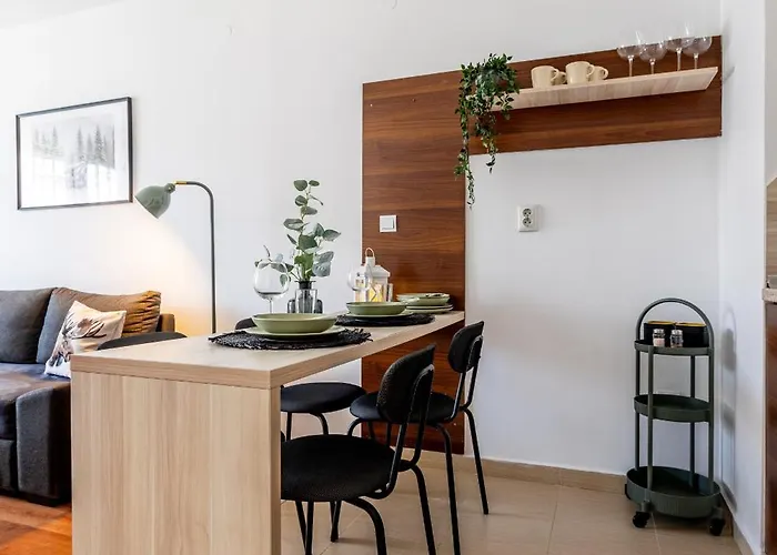 Alpine Escape Apartment